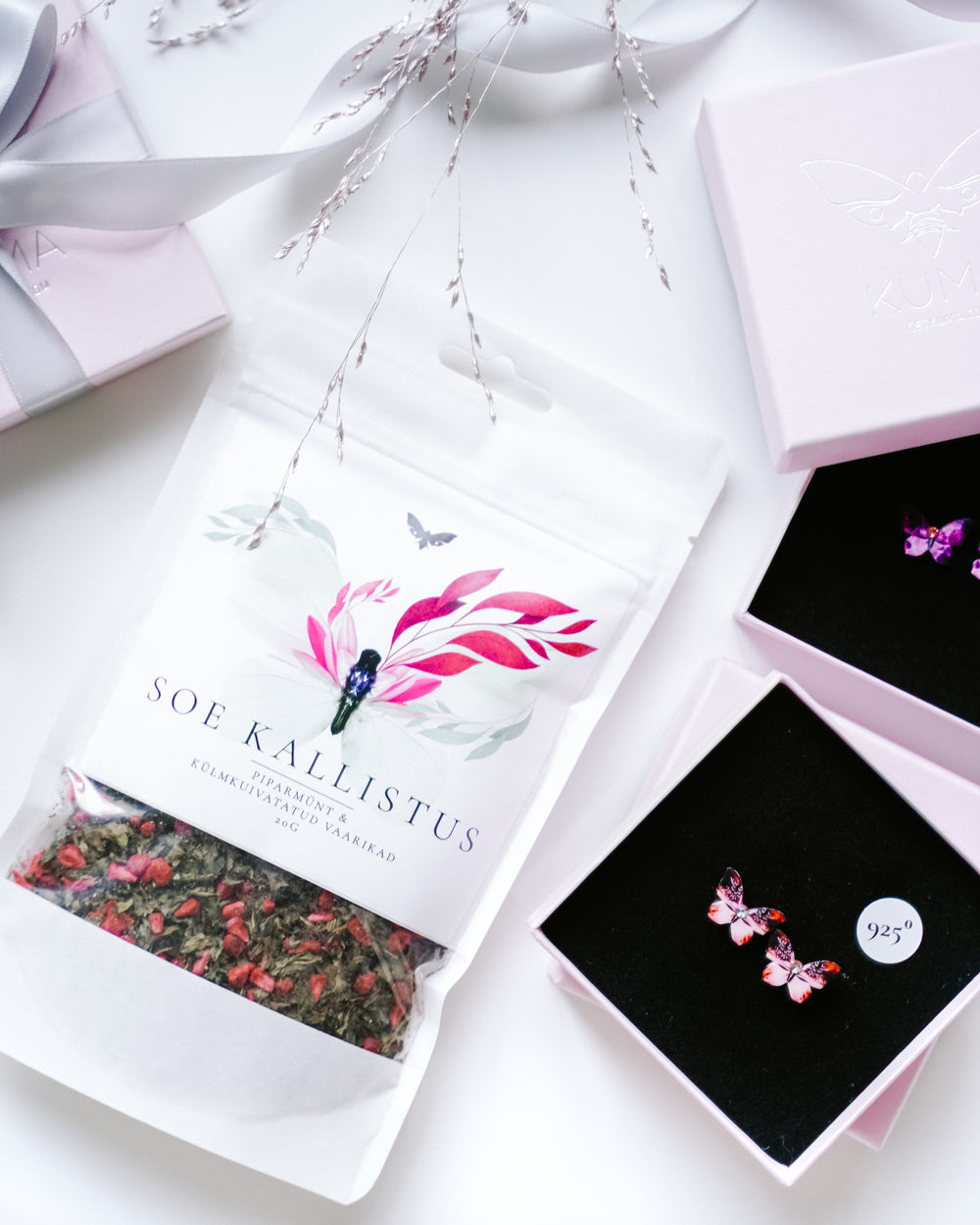 KUMA Butterfly Earrings x KUMA organic tea Gift Set