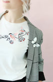 Dancing birds embroidered t-shirt (white) - KUMA Design Store